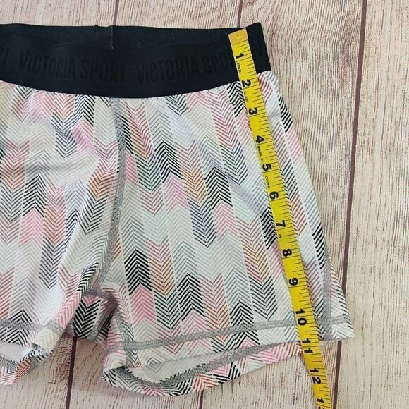 Victoria's Secret Victoria Sport The Player 3" Hot Shorts sz S - Picture 6 of 10